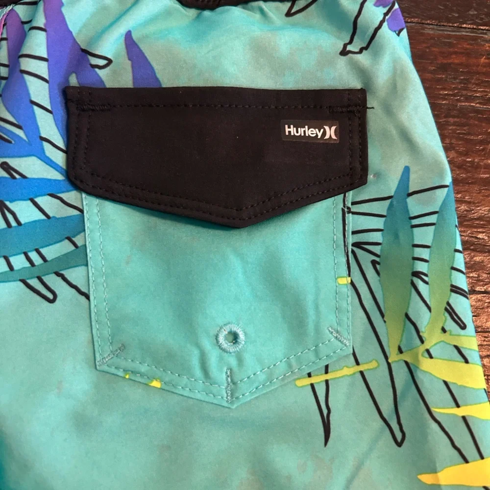 NWT Hurley Teal Tropical Print Swim Shorts